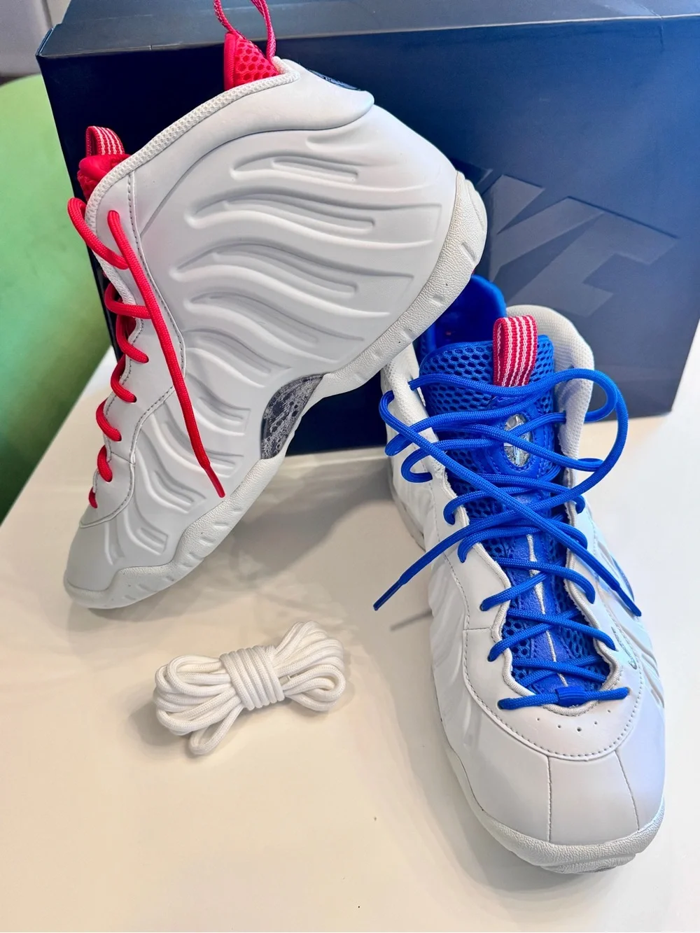 Nike Little Posite One-USA Moon in size 7Y- like new condition